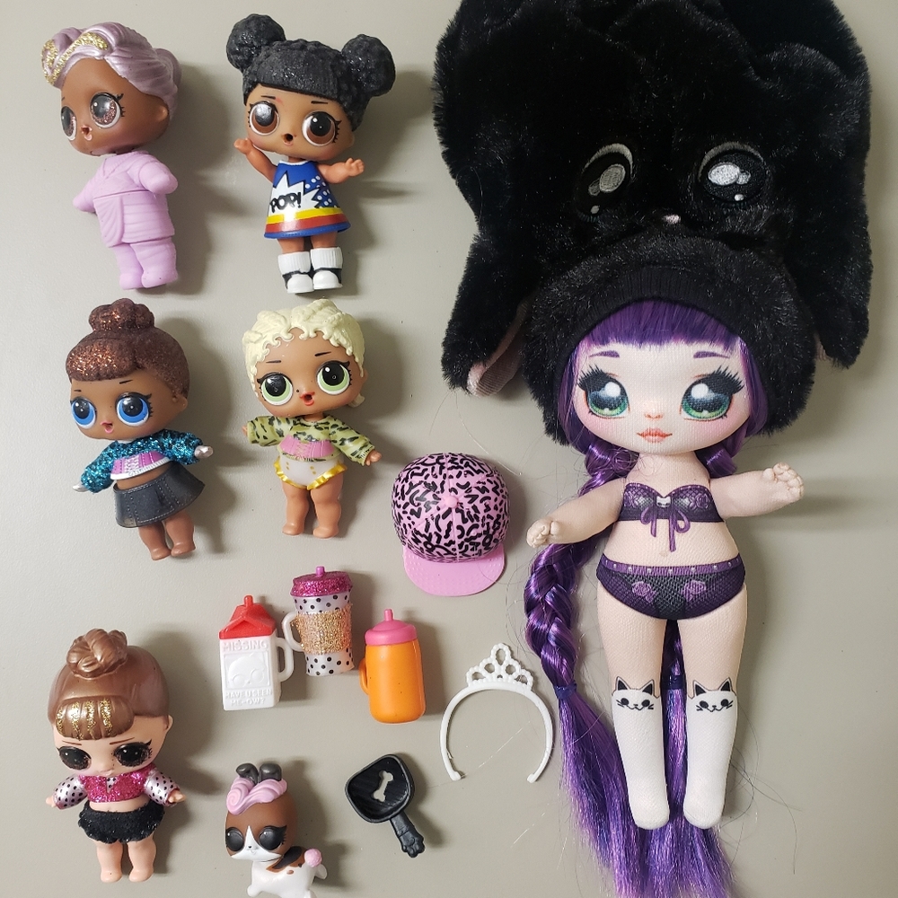 LOL dolls and Na Na Na surprise